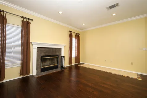 180 Villa Di Este Terrace Lake Mary FL 32746