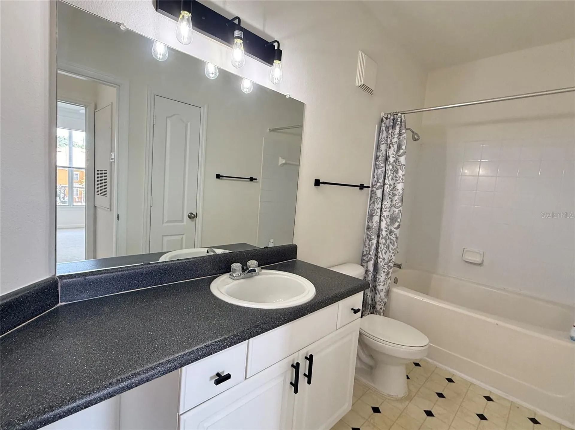 8801 Villa View Circle Orlando FL 32821