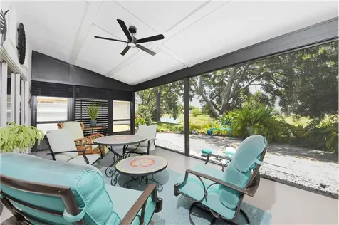 4749 Hamlets Grove Drive Sarasota FL 34235