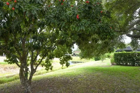 4749 Hamlets Grove Drive Sarasota FL 34235