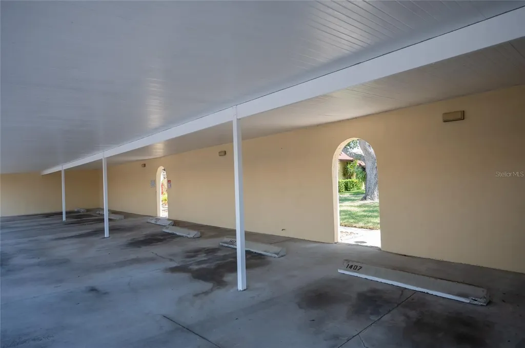 1407 58th Street W Bradenton FL 34209