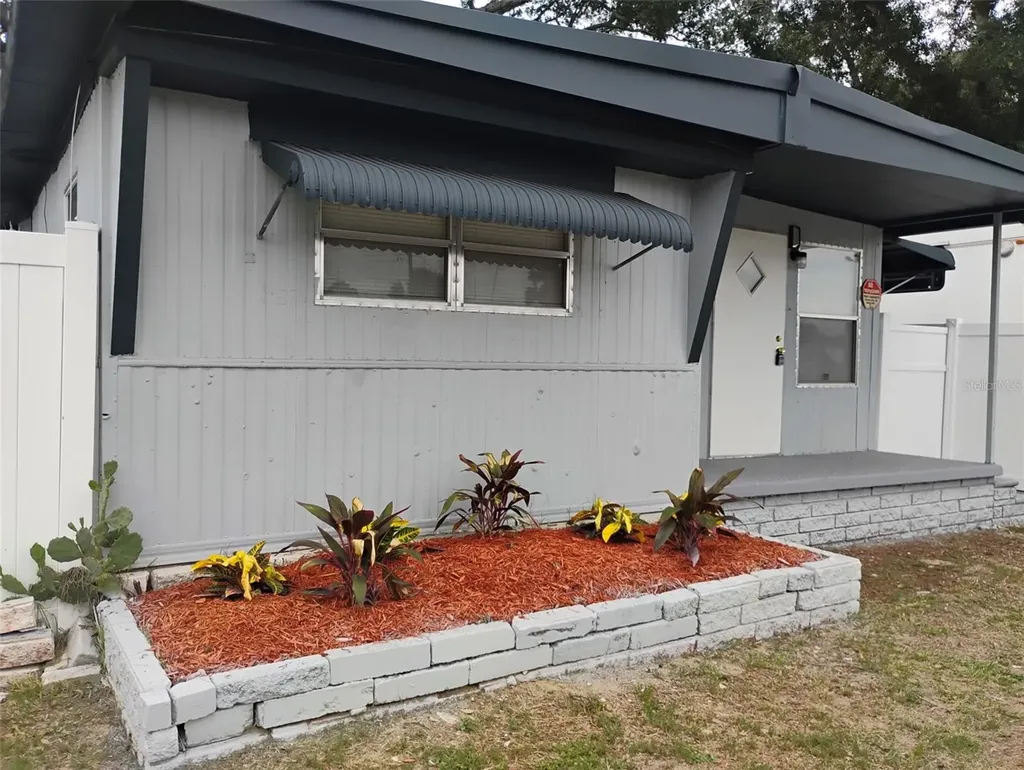 1833 Viceroy Lane Holiday FL 34690