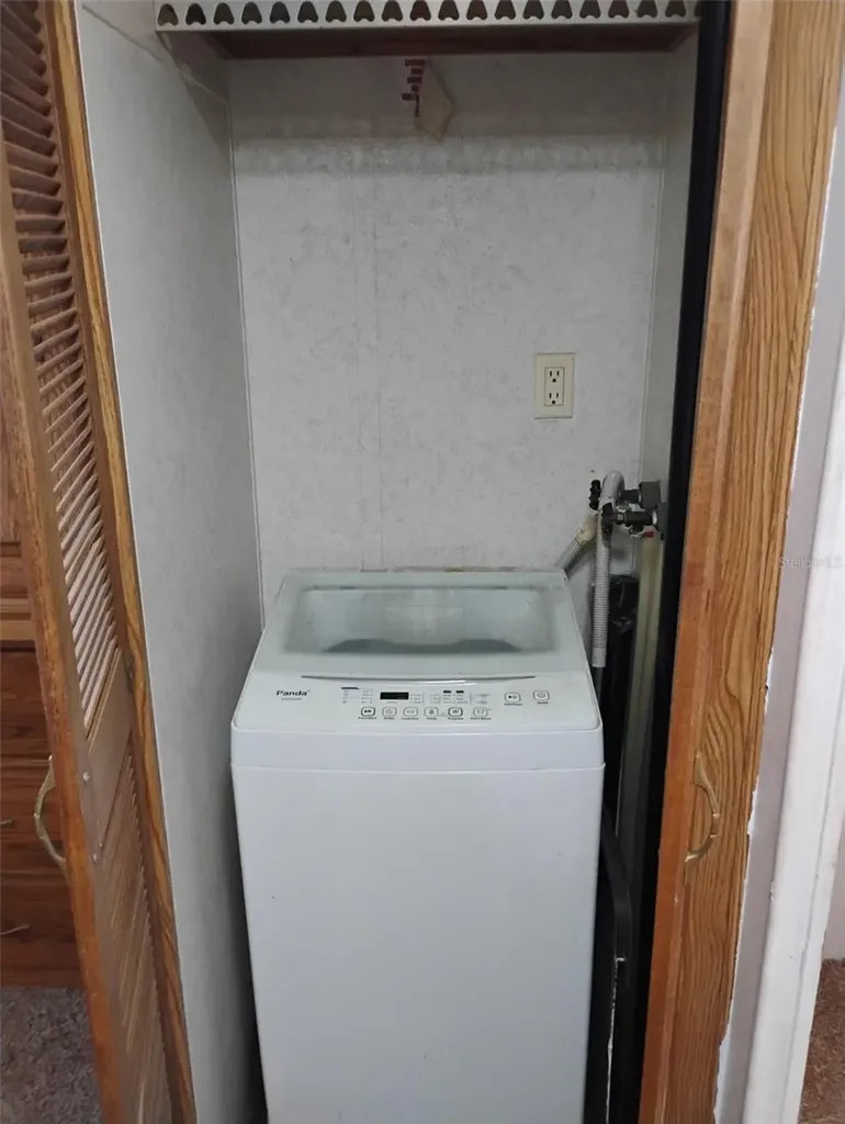 1833 Viceroy Lane Holiday FL 34690