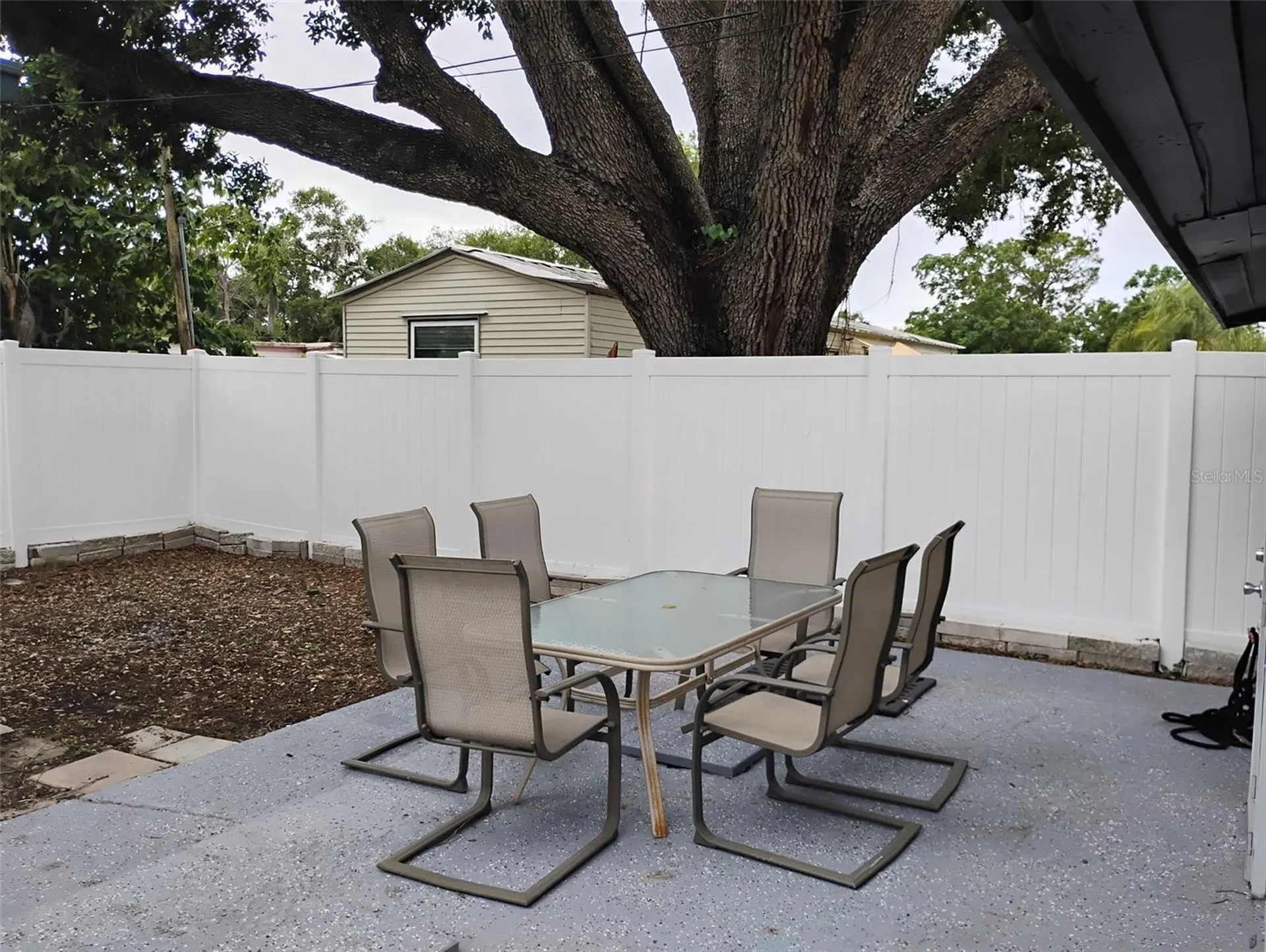 1833 Viceroy Lane Holiday FL 34690