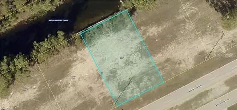 39 Wilmington Parkway Cape Coral FL 33993