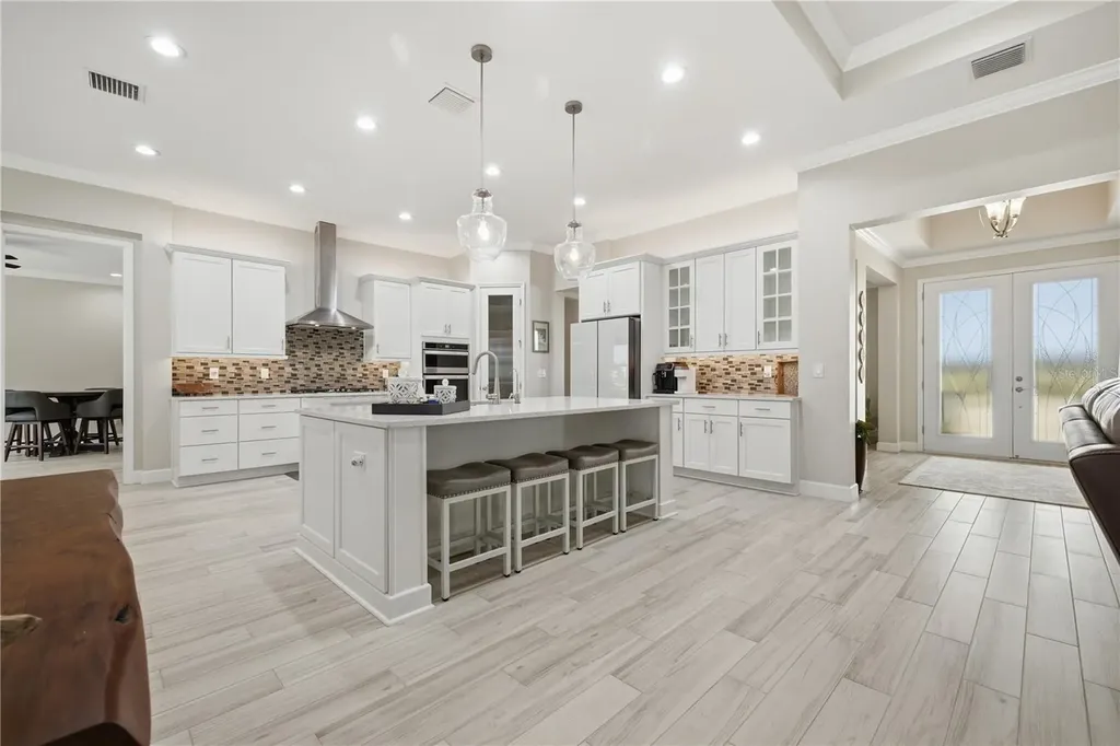 5315 San Remo Circle Wimauma FL 33598