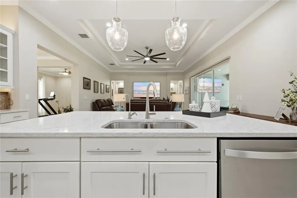 5315 San Remo Circle Wimauma FL 33598