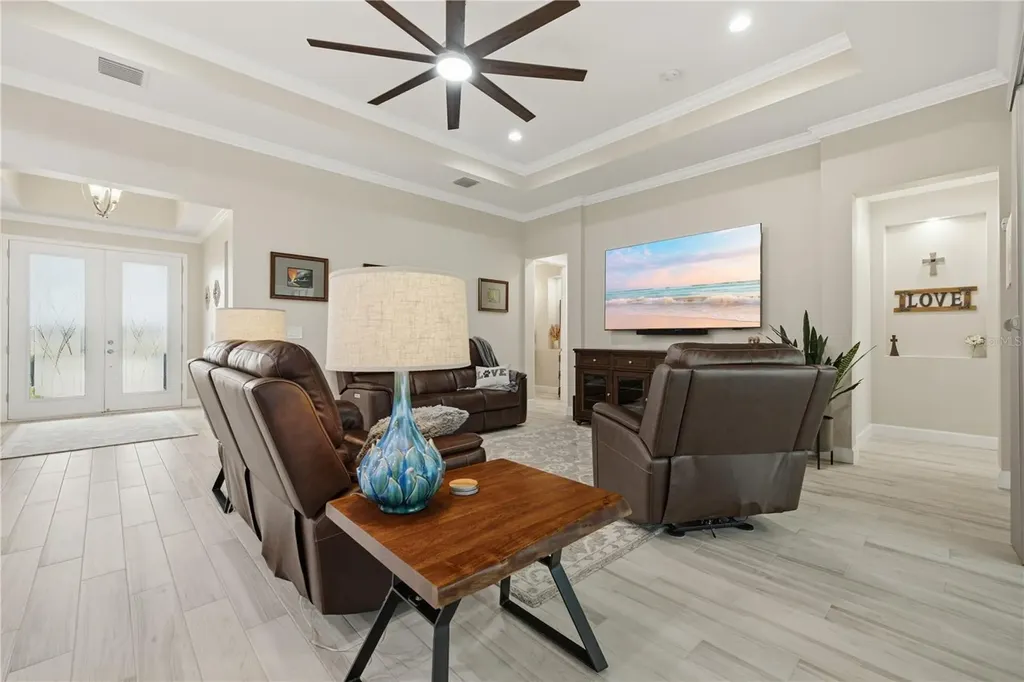 5315 San Remo Circle Wimauma FL 33598
