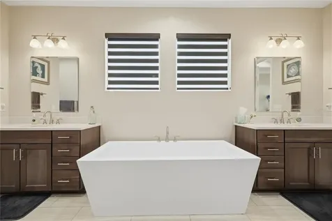 5315 San Remo Circle Wimauma FL 33598