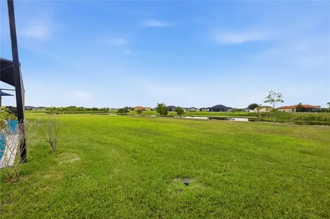 5315 San Remo Circle Wimauma FL 33598