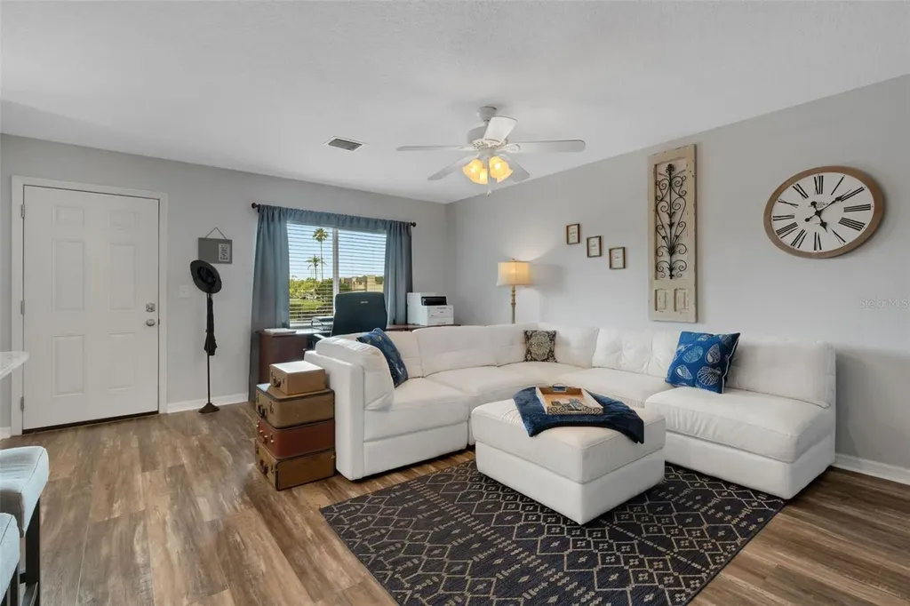 8039 Garden Drive Seminole FL 33777