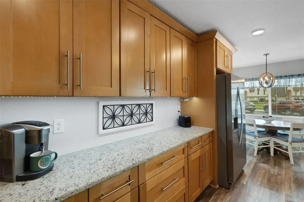 8039 Garden Drive Seminole FL 33777