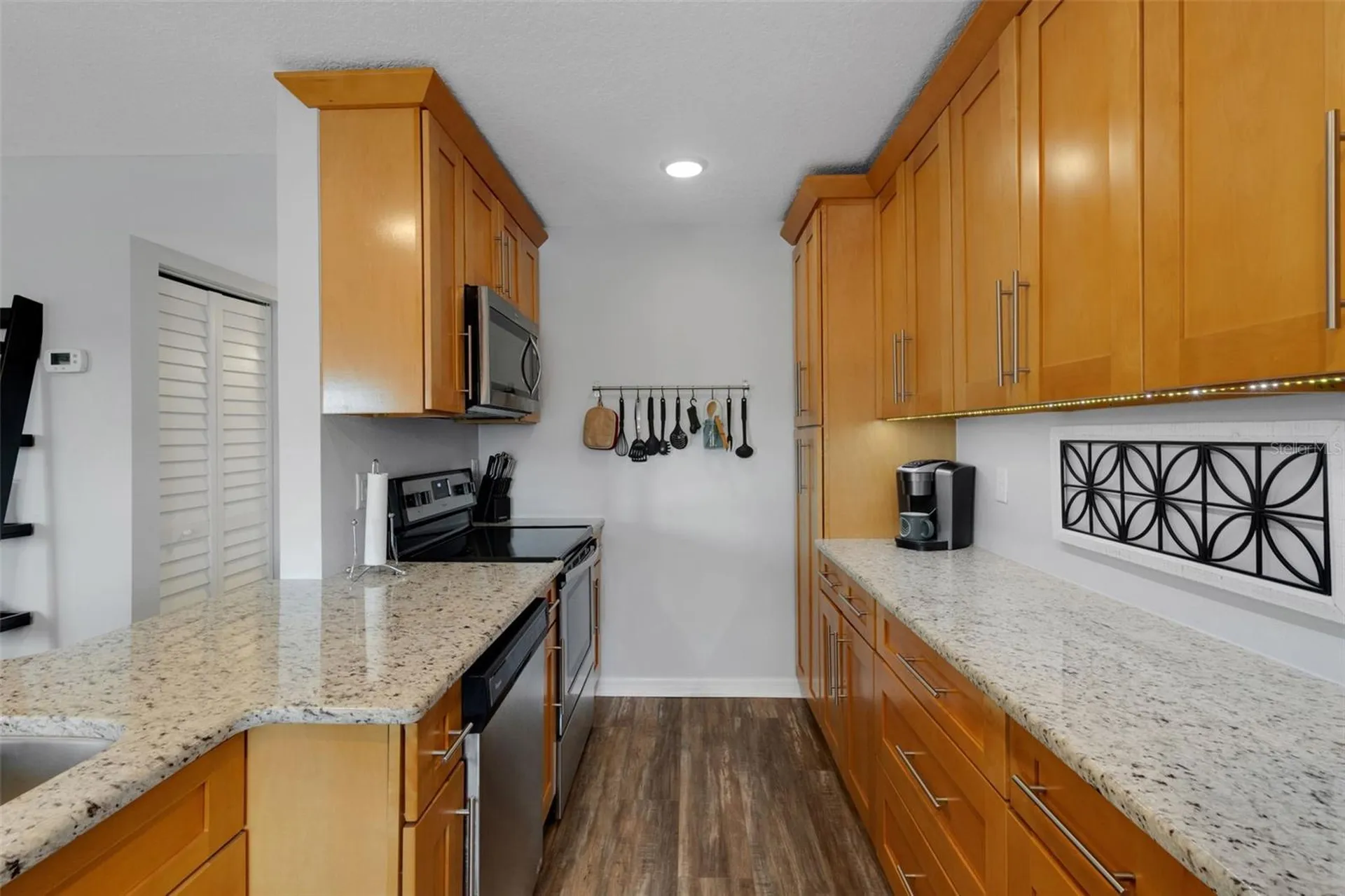 8039 Garden Drive Seminole FL 33777