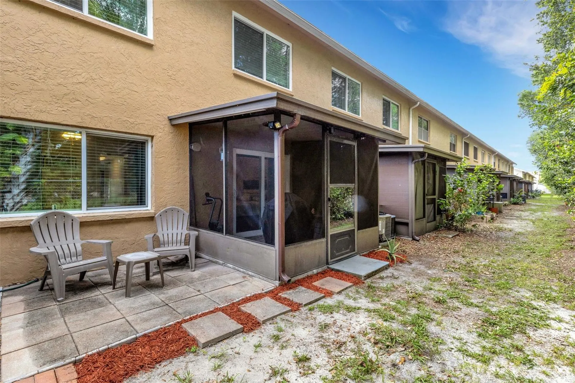 8039 Garden Drive Seminole FL 33777