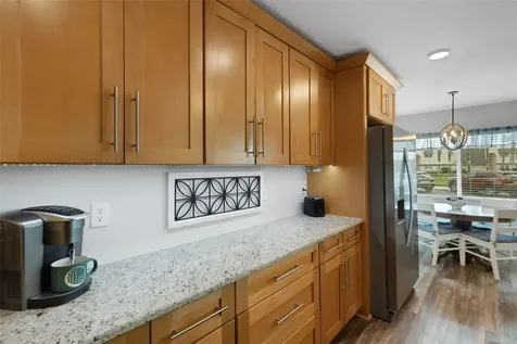 8039 Garden Drive Seminole FL 33777