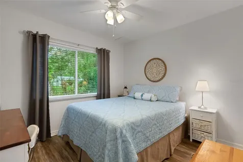 8039 Garden Drive Seminole FL 33777