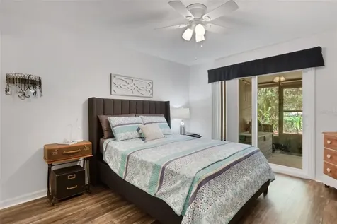 8039 Garden Drive Seminole FL 33777