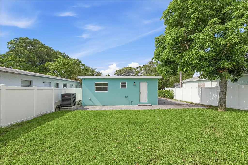 335 NE 12th Avenue Boynton Beach FL 33435