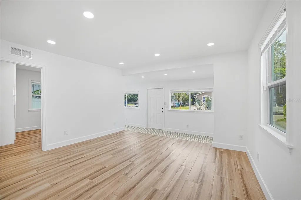 335 NE 12th Avenue Boynton Beach FL 33435