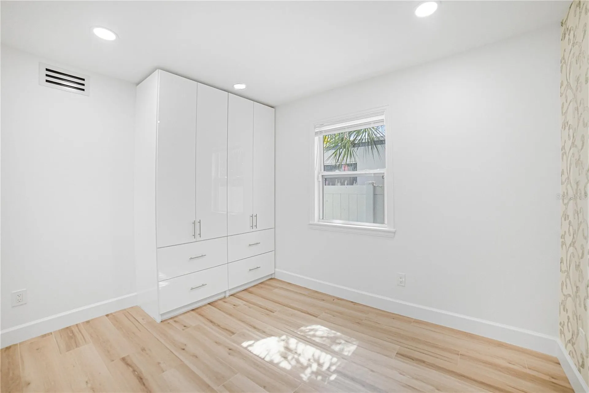 335 NE 12th Avenue Boynton Beach FL 33435