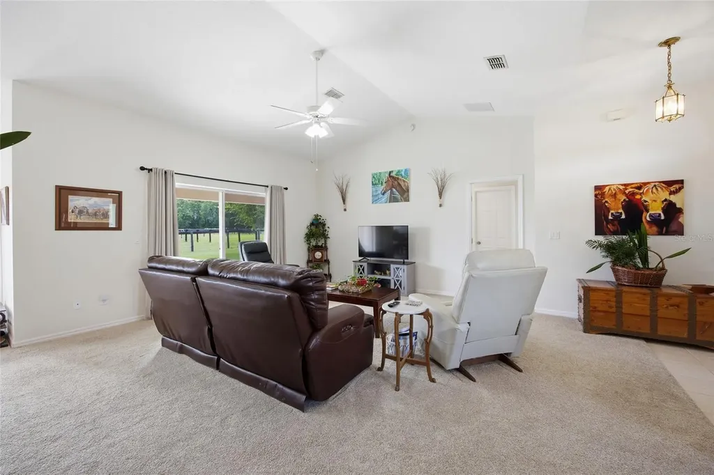 19630 SE 15th Place Morriston FL 32668