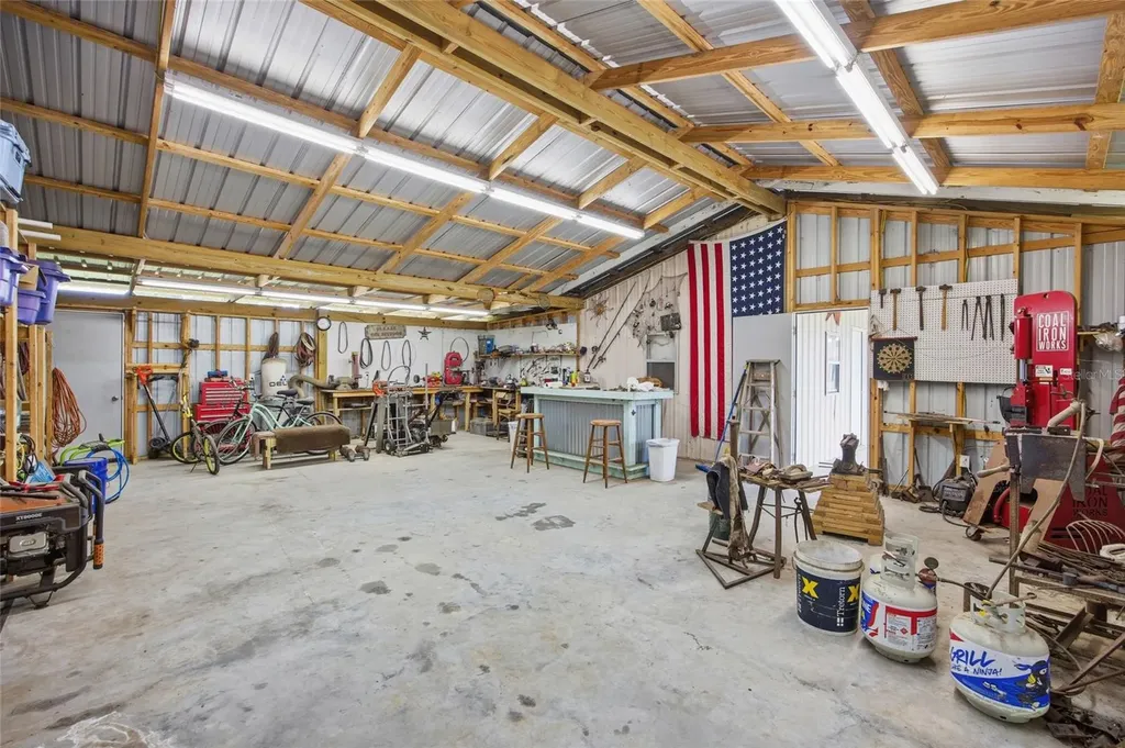 19630 SE 15th Place Morriston FL 32668