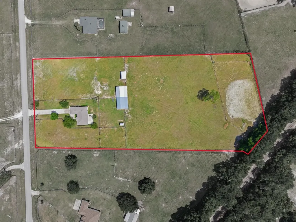 19630 SE 15th Place Morriston FL 32668