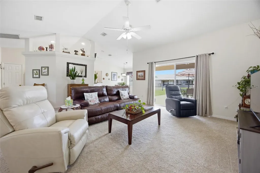19630 SE 15th Place Morriston FL 32668