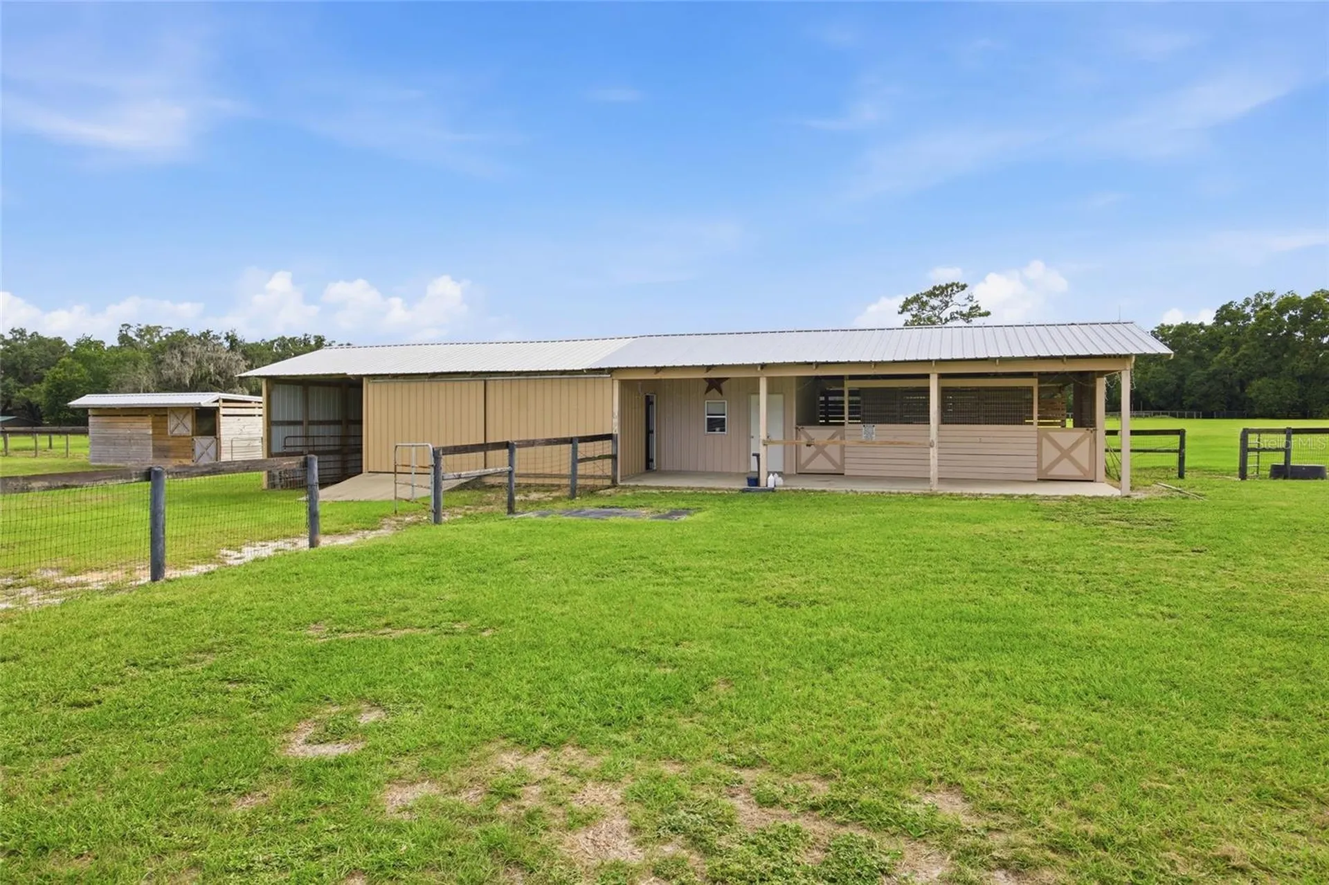 19630 SE 15th Place Morriston FL 32668