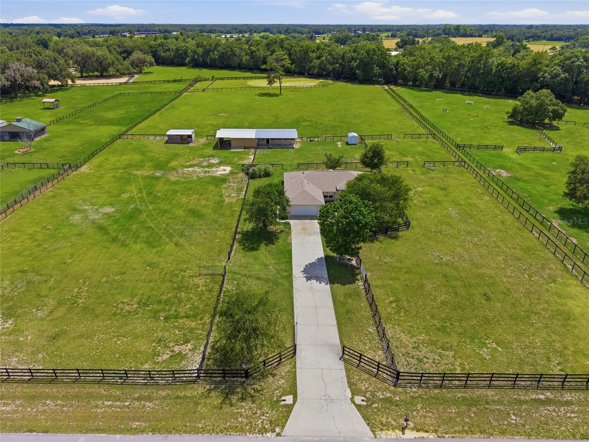 19630 SE 15th Place Morriston FL 32668