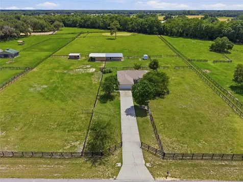 19630 SE 15th Place Morriston FL 32668