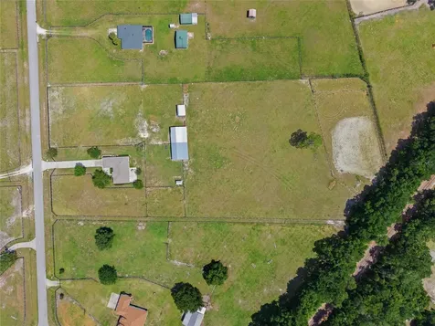 19630 SE 15th Place Morriston FL 32668