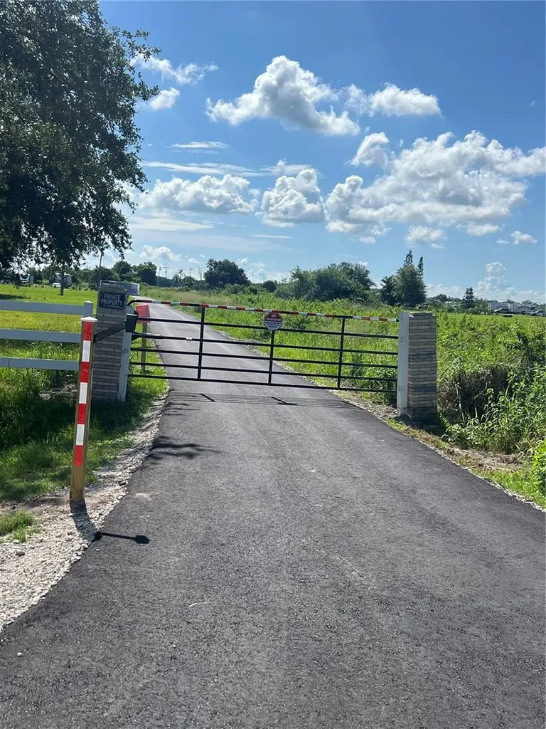 14626 Mcgrady Road Wimauma FL 33598