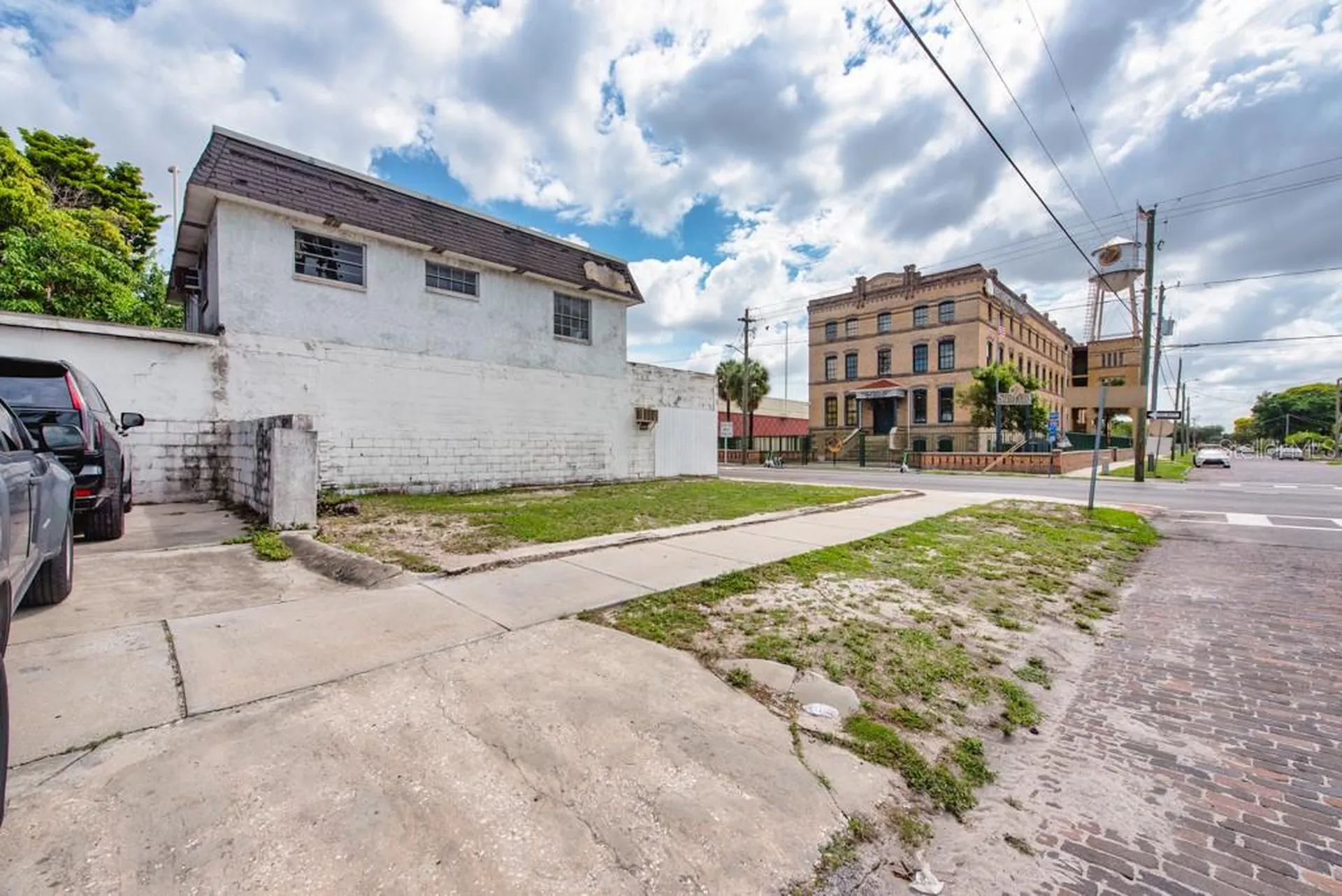 1406 N Howard Avenue Tampa FL 33607