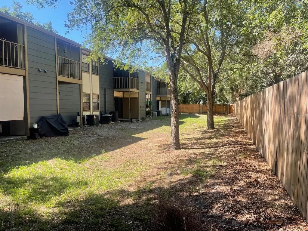 4809 S Mound Avenue Tampa FL 33611