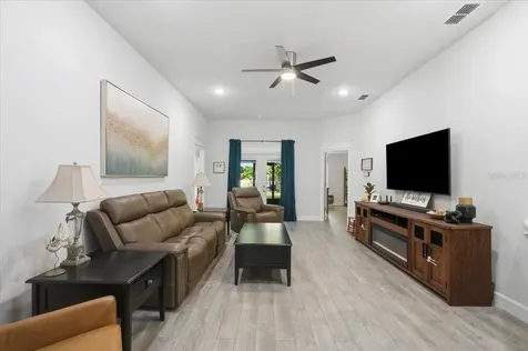 477 Lake Vista Drive Auburndale FL 33823