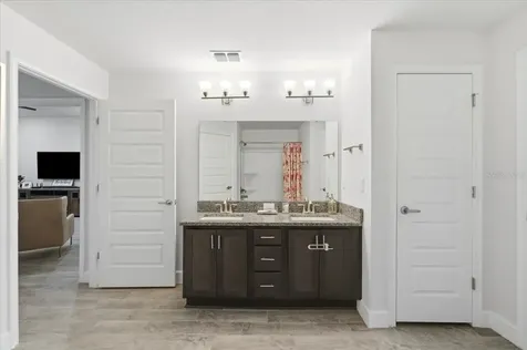 477 Lake Vista Drive Auburndale FL 33823