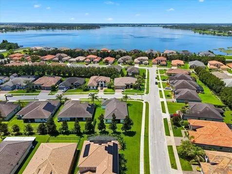 477 Lake Vista Drive Auburndale FL 33823