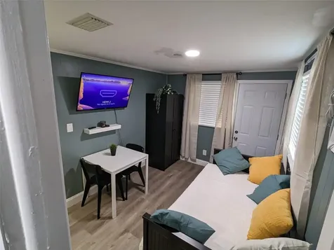 4538 W Minnehaha Street Tampa FL 33614