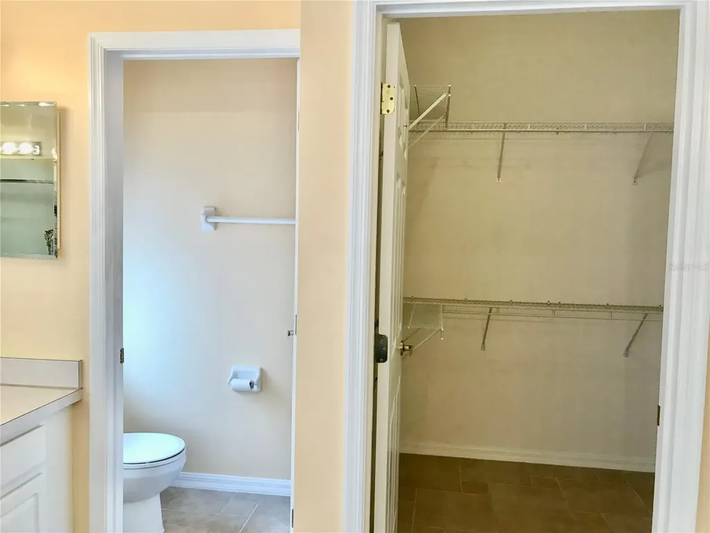 124 Easton Circle Oviedo FL 32765