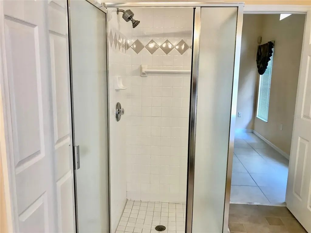 124 Easton Circle Oviedo FL 32765
