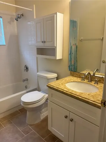 124 Easton Circle Oviedo FL 32765