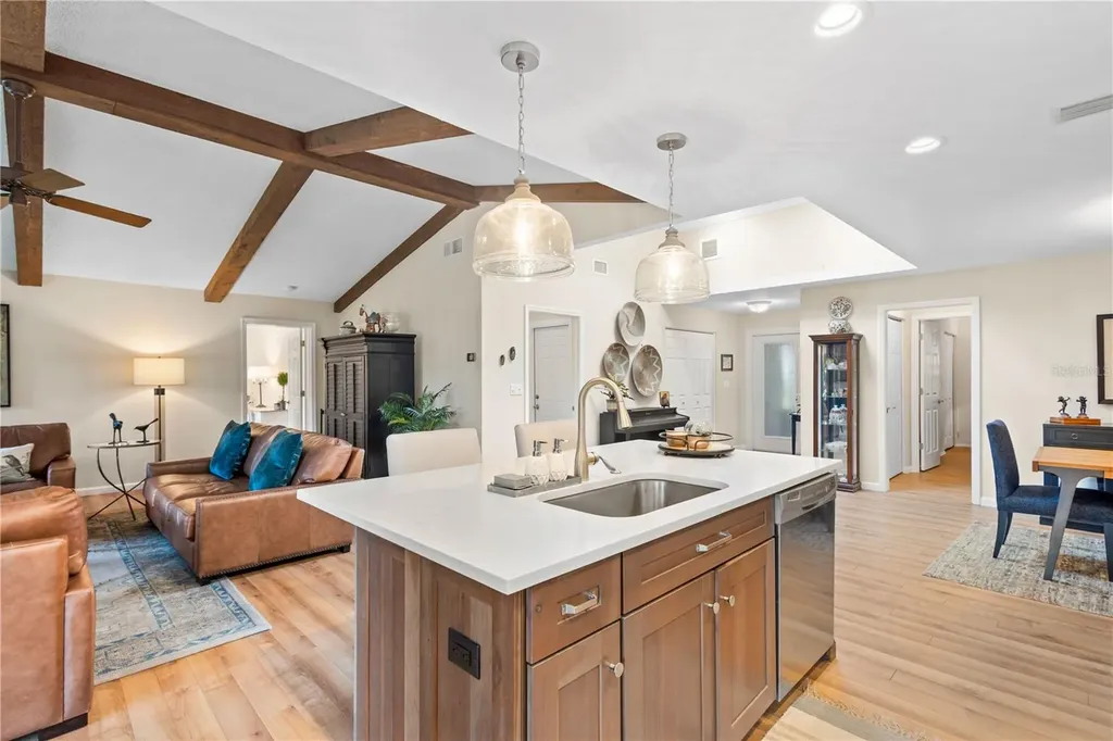 6543 Waterford Circle Sarasota FL 34238