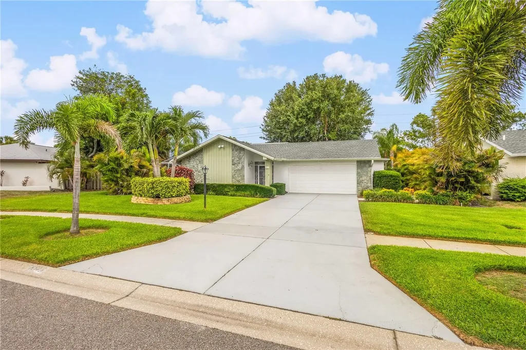 6543 Waterford Circle Sarasota FL 34238