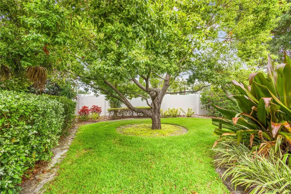 6543 Waterford Circle Sarasota FL 34238