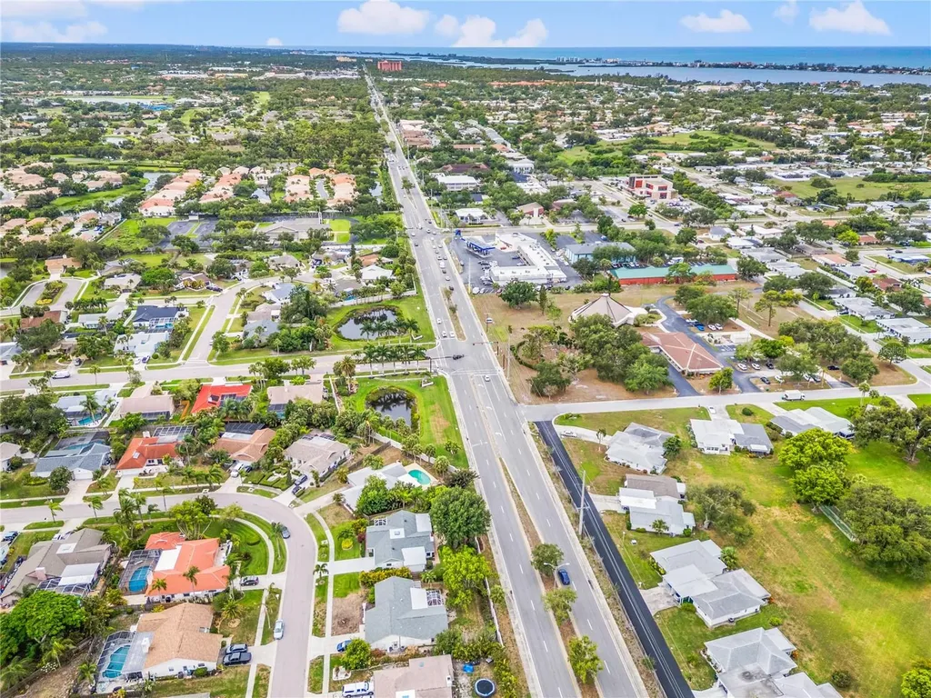 6543 Waterford Circle Sarasota FL 34238