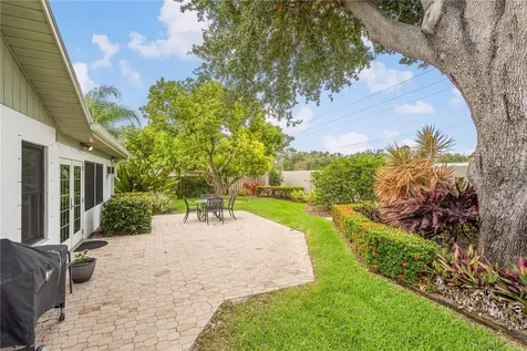 6543 Waterford Circle Sarasota FL 34238