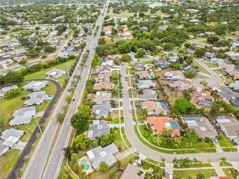 6543 Waterford Circle Sarasota FL 34238