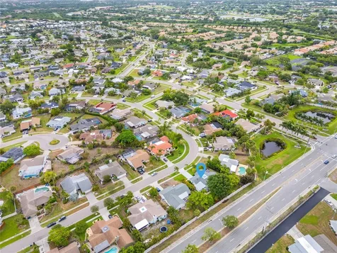 6543 Waterford Circle Sarasota FL 34238