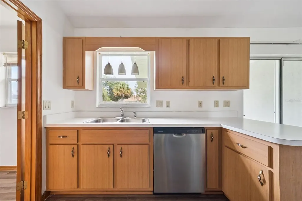 261 SE 61st Court Ocala FL 34472